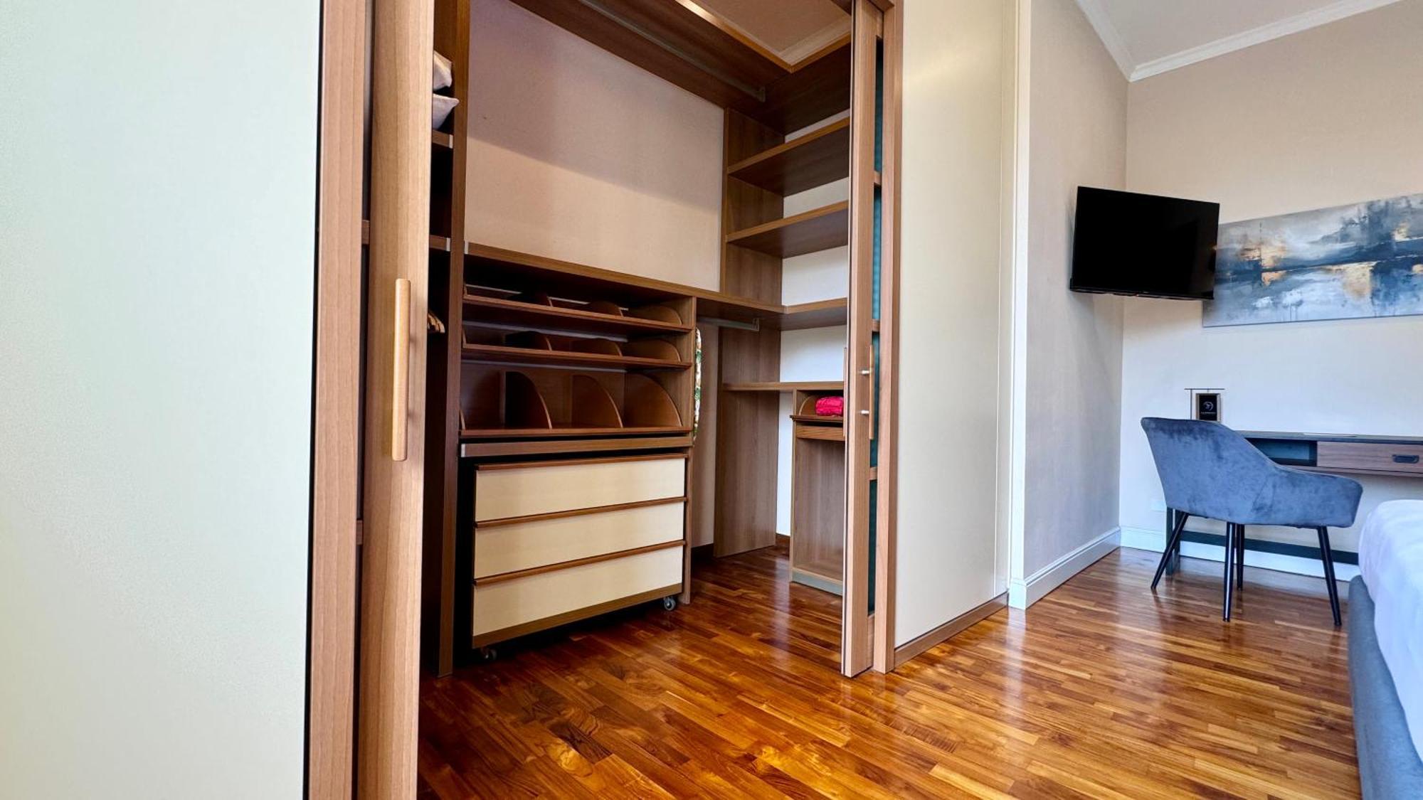 La Fontana Luxury Apartment